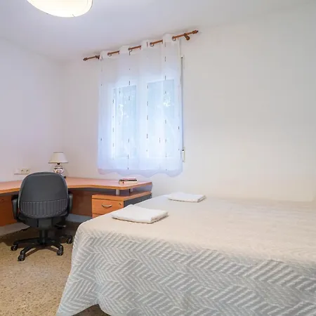 Amplio Piso Disfrutar Del Centro De Con Parking Gratuito Malaga